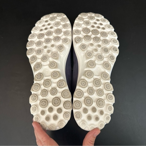 Skechers Women's Go Walk Chukka Shoes Blue Air Cooled Goga Mat Slip On Size 8.5 - Picture 8 of 9